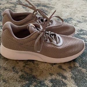 Nike women sneakers size 9 1/2